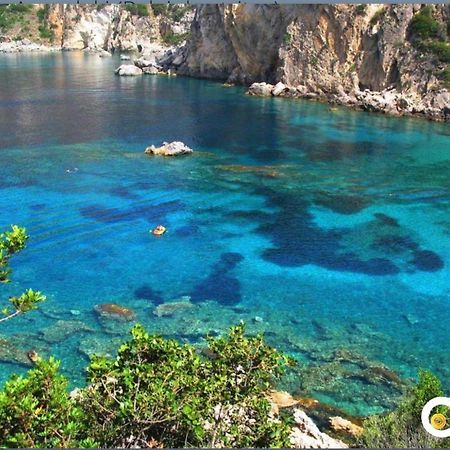 Villa Ampelaki "30 Meters To Beach" 帕莱欧卡斯提撒 外观 照片