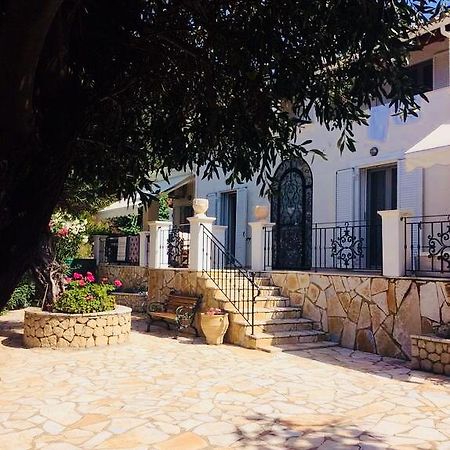 Villa Ampelaki "30 Meters To Beach" 帕莱欧卡斯提撒 外观 照片
