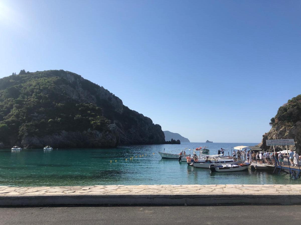 Villa Ampelaki "30 Meters To Beach" 帕莱欧卡斯提撒 外观 照片