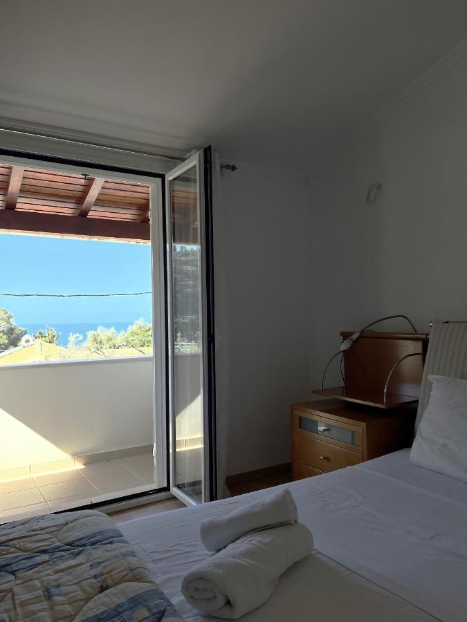 Villa Ampelaki "30 Meters To Beach" 帕莱欧卡斯提撒 外观 照片